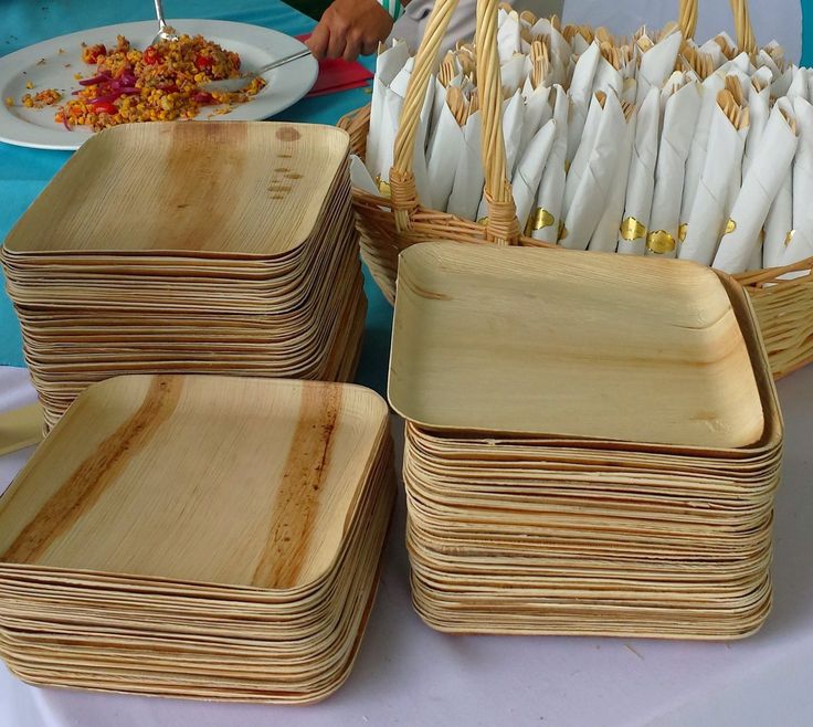 Areca Leaf Plates Exporter in Australia